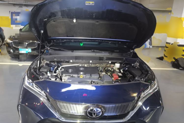 Used Toyota Harrier 2022 2.0L CVT Two-Wheel Drive Deluxe Edition Engine Bay