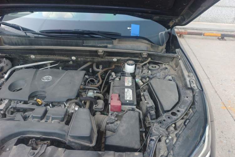 Used Toyota Harrier 2022 2.0L CVT Two-Wheel Drive Flagship Edition Engine Bay Left