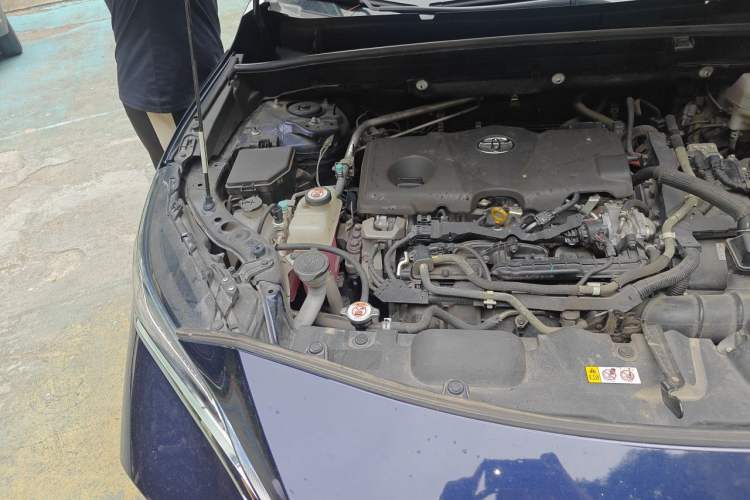 Used Toyota Harrier 2022 Dual-Engine 2.5L CVT Two-Wheel Drive Luxury Edition Engine Bay Right