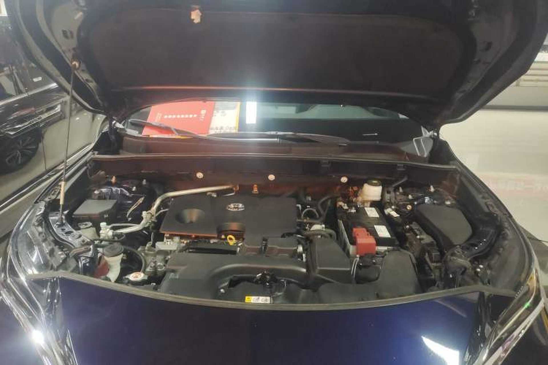 Used Toyota Harrier 2022 2.0L CVT Two-Wheel Drive Luxury Edition Engine Bay