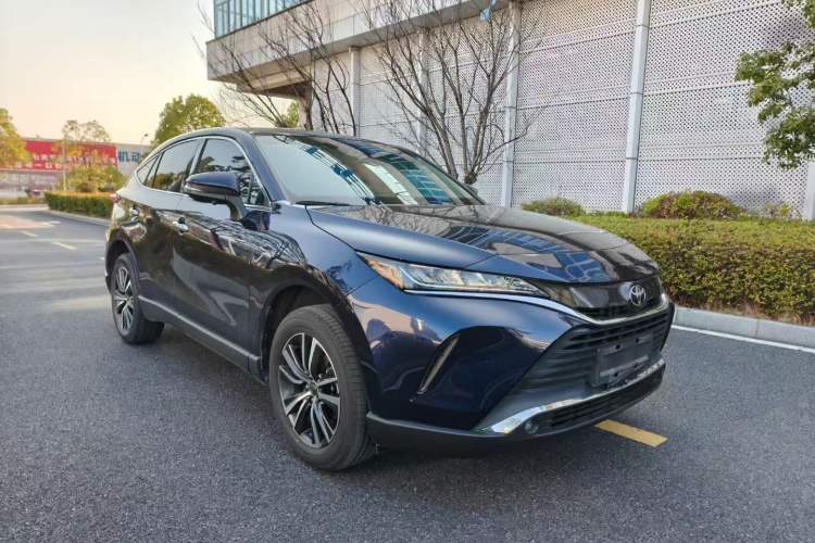 Used Toyota Harrier 2022 2.0L CVT Two-Wheel Drive Entry Version Exterior 2