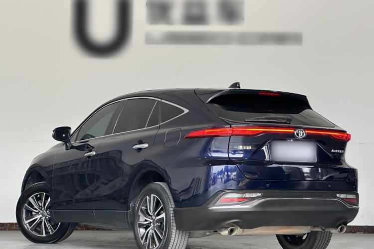 Used Toyota Harrier 2022 2.0L CVT Two-Wheel Drive Luxury Edition Exterior 3