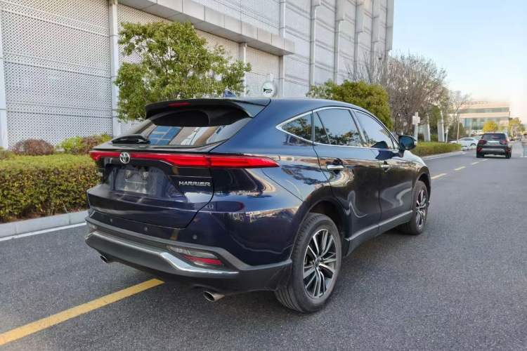 Used Toyota Harrier 2022 2.0L CVT Two-Wheel Drive Entry Version Exterior 4