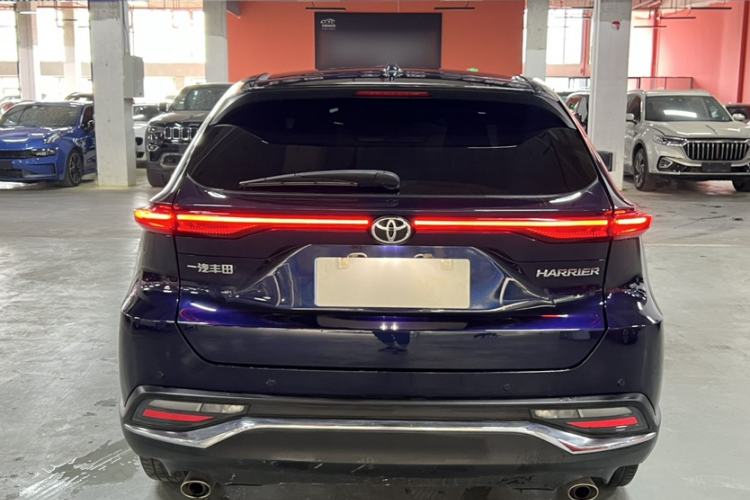 Used Toyota Harrier 2022 2.0L CVT Two-Wheel Drive Luxury Edition Exterior 4
