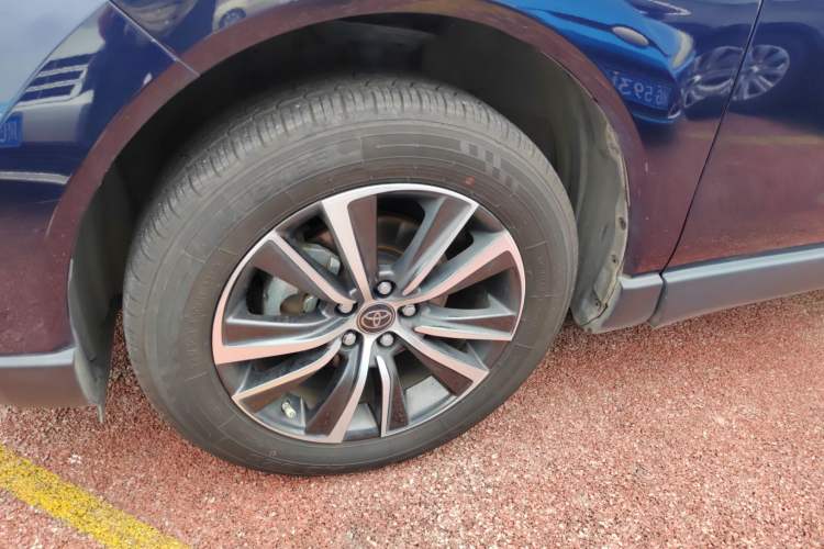 Used Toyota Harrier 2022 2.0L CVT Two-Wheel Drive Entry Version Exterior 7