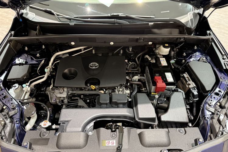 Used Toyota Harrier 2022 2.0L CVT Two-Wheel Drive Deluxe Edition Exterior 8