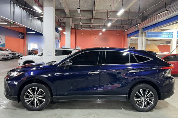Used Toyota Harrier 2022 2.0L CVT Two-Wheel Drive Luxury Edition Exterior 9