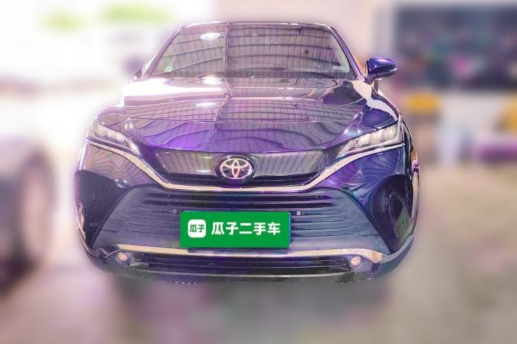 Used Toyota Harrier 2022 2.0L CVT Two-Wheel Drive Luxury Edition Front