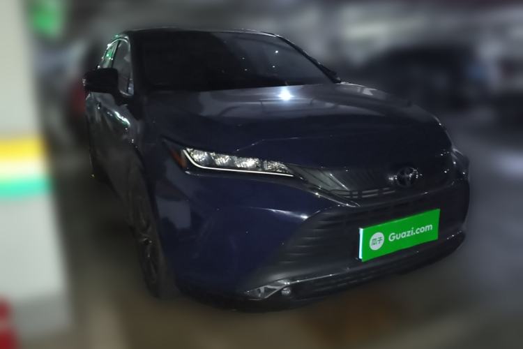 Used Toyota Harrier 2022 2.0L CVT Two-Wheel Drive Luxury Edition Front Right 45 Deg