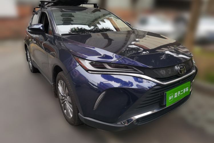 Used Toyota Harrier 2022 2.0L CVT Two-Wheel Drive Deluxe Edition Front Right 45 Deg