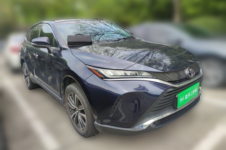 Used Toyota Harrier 2022 2.0L CVT Two-Wheel Drive Entry Version Front Right 45 Deg