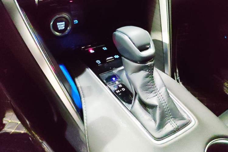 Used Toyota Harrier 2022 2.0L CVT Two-Wheel Drive Luxury Edition Gear Lever