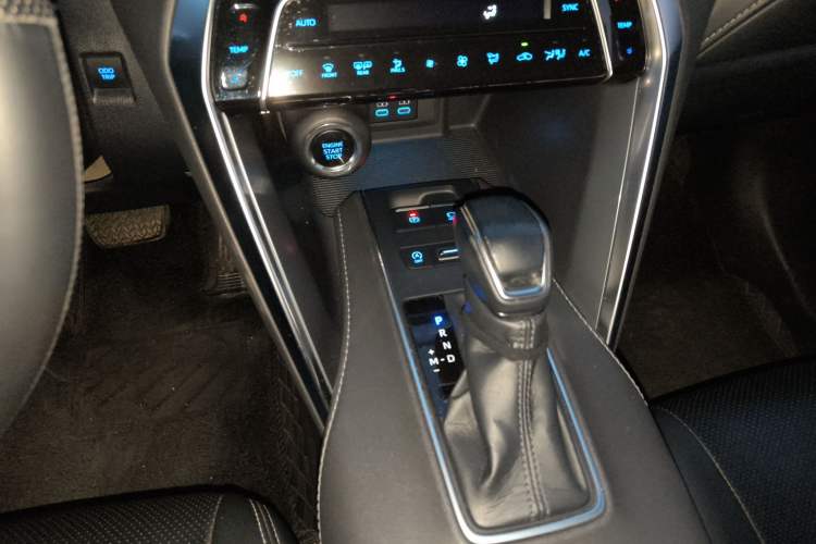 Used Toyota Harrier 2022 2.0L CVT Two-Wheel Drive Entry Version Gear Lever