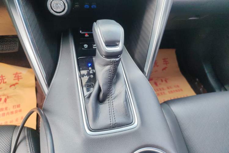Used Toyota Harrier 2022 2.0L CVT Two-Wheel Drive Deluxe Edition Gear Lever