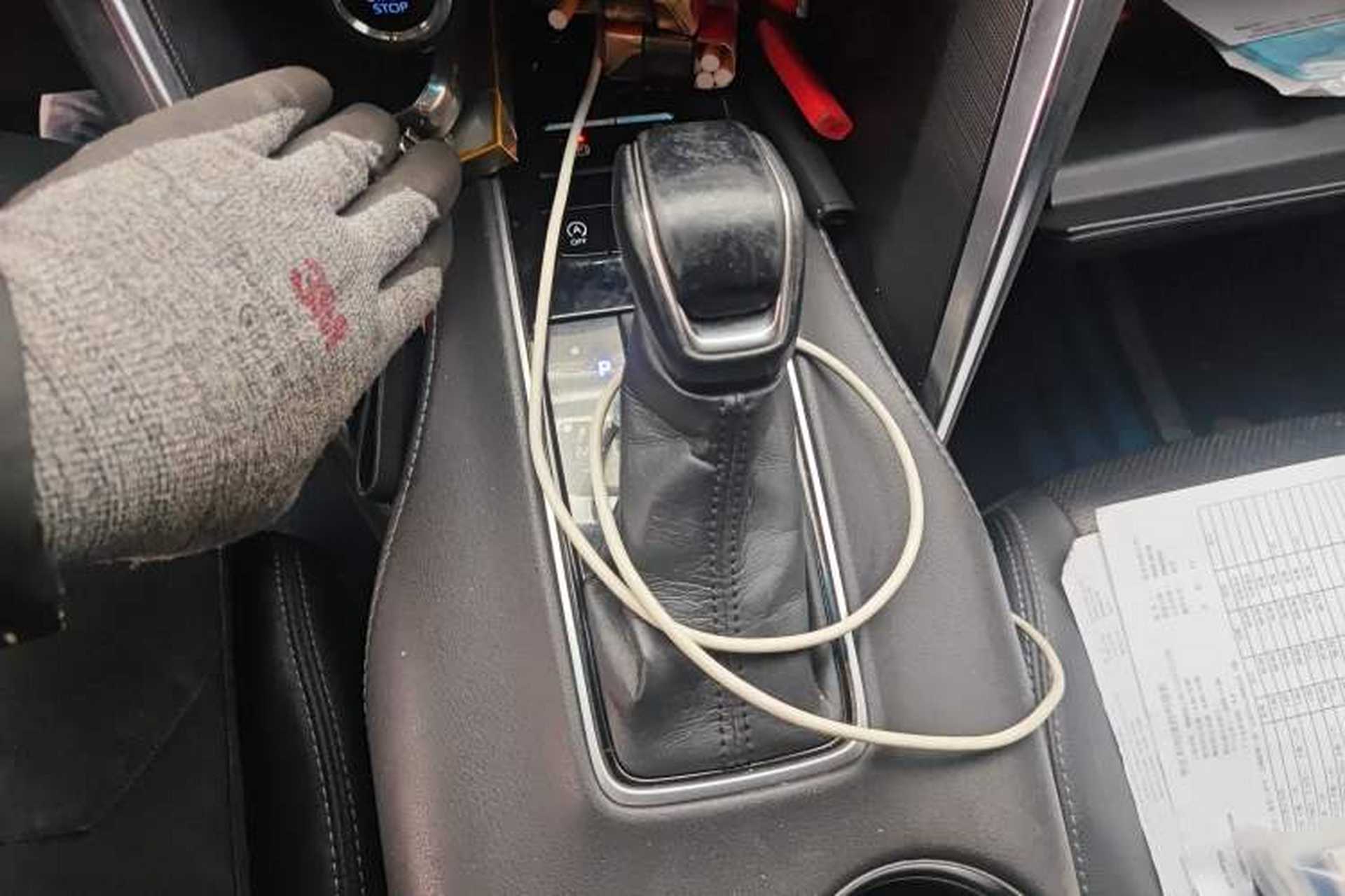 Used Toyota Harrier 2022 2.0L CVT Two-Wheel Drive Deluxe Edition Gear Lever
