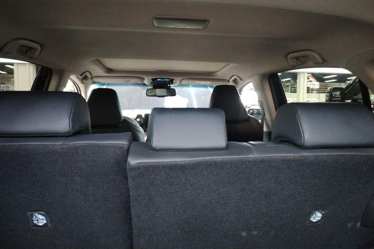 Used Toyota Harrier 2022 2.0L CVT Two-Wheel Drive Luxury Edition Headliner