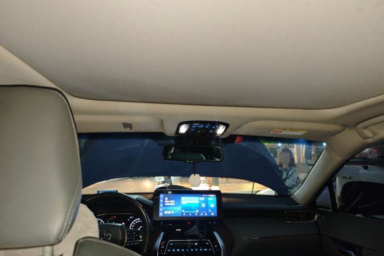 Used Toyota Harrier 2022 2.0L CVT Two-Wheel Drive Deluxe Edition Headliner
