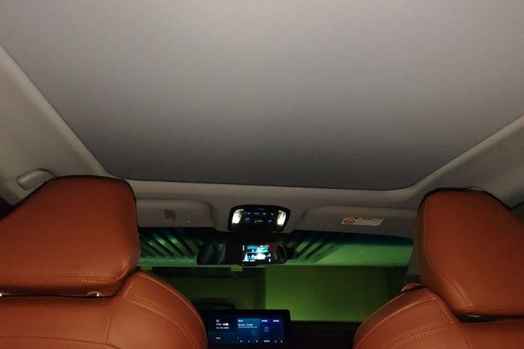 Used Toyota Harrier 2022 Dual-Engine 2.5L CVT Four-Wheel Drive Luxury Edition Headliner