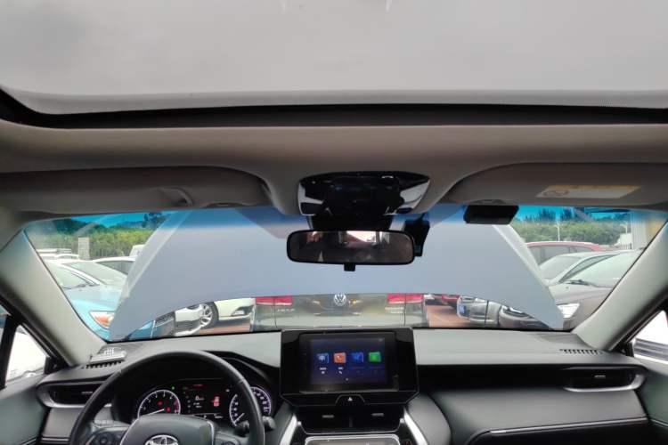 Used Toyota Harrier 2022 2.0L CVT Two-Wheel Drive Entry Version Headliner