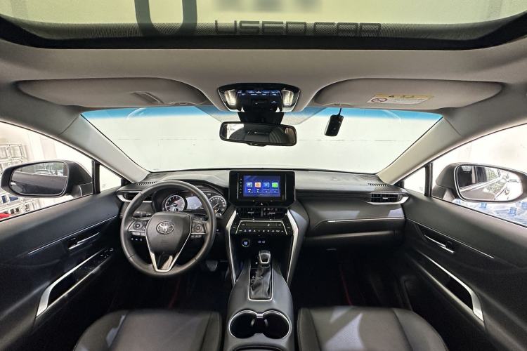 Used Toyota Harrier 2022 2.0L CVT Two-Wheel Drive Luxury Edition Interior 1