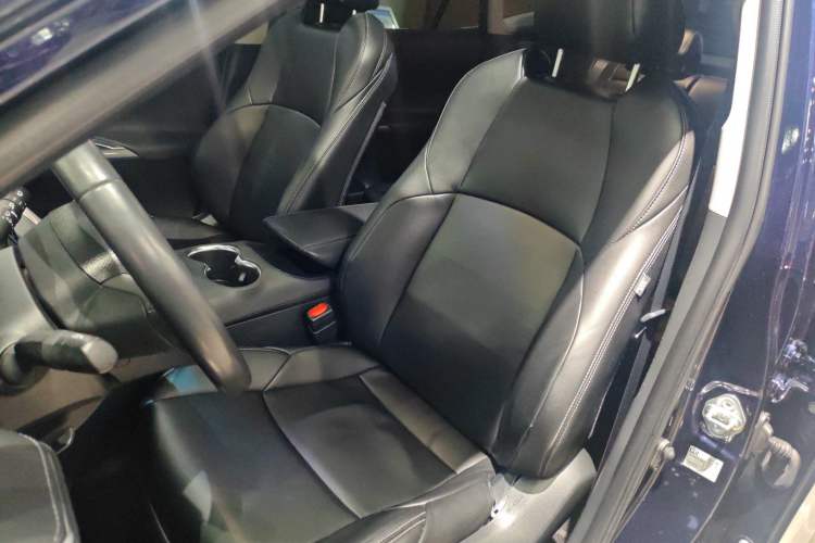 Used Toyota Harrier 2022 2.0L CVT Two-Wheel Drive Entry Version Left Front Seat