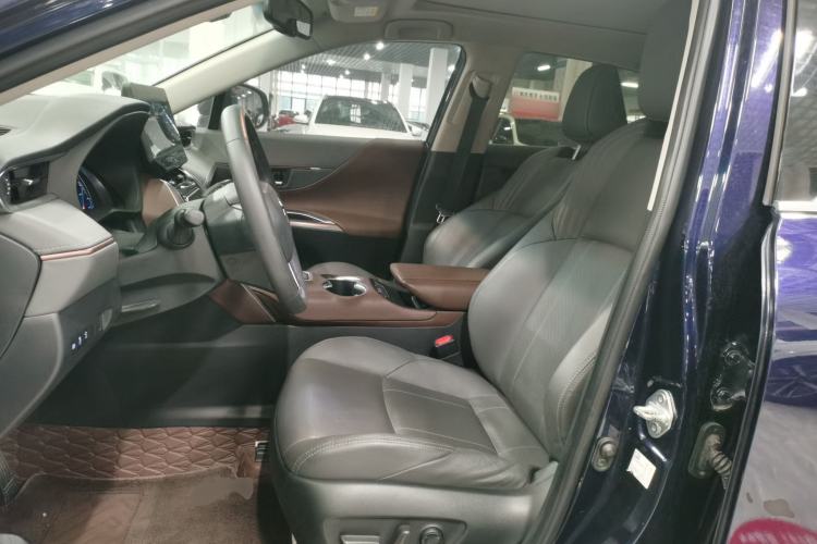 Used Toyota Harrier 2022 Dual-Engine 2.5L CVT Four-Wheel Drive Luxury Edition Left Front Seat