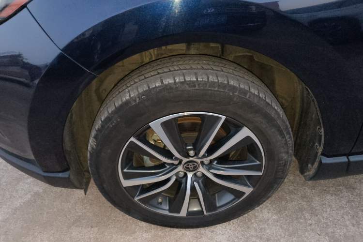 Used Toyota Harrier 2022 2.0L CVT Two-Wheel Drive Entry Version Left Front Wheel Hub