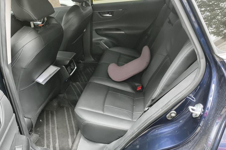 Used Toyota Harrier 2022 2.0L CVT Two-Wheel Drive Deluxe Edition Left Rear Seat