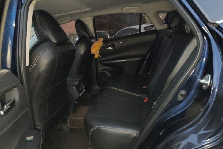 Used Toyota Harrier 2022 2.0L CVT Two-Wheel Drive Entry Version Left Rear Seat
