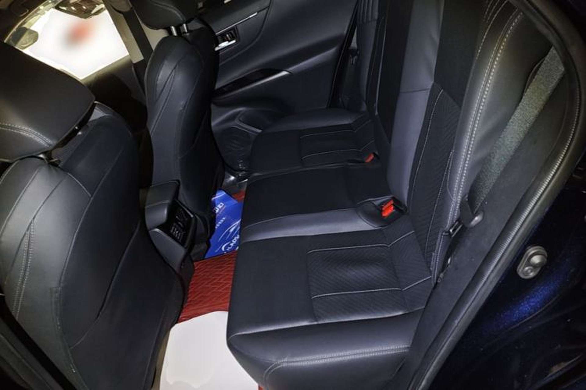 Used Toyota Harrier 2022 2.0L CVT Two-Wheel Drive Deluxe Edition Left Rear Seat