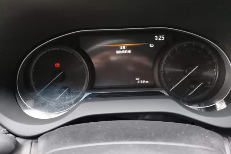 Used Toyota Harrier 2022 2.0L CVT Two-Wheel Drive Deluxe Edition Odometer Close Up