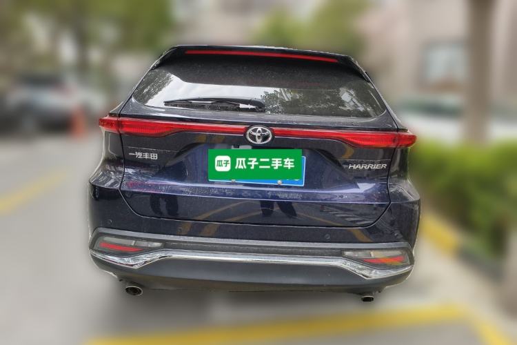 Used Toyota Harrier 2022 2.0L CVT Two-Wheel Drive Deluxe Edition Rear
