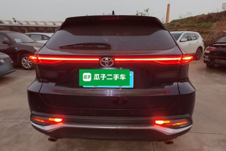 Used Toyota Harrier 2022 2.0L CVT Two-Wheel Drive Entry Version Rear