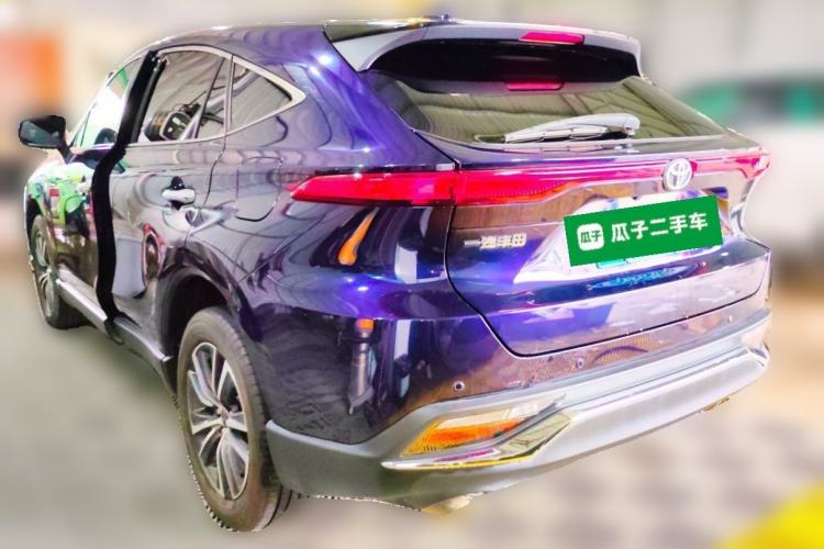 Used Toyota Harrier 2022 2.0L CVT Two-Wheel Drive Luxury Edition Rear Left 45 Deg