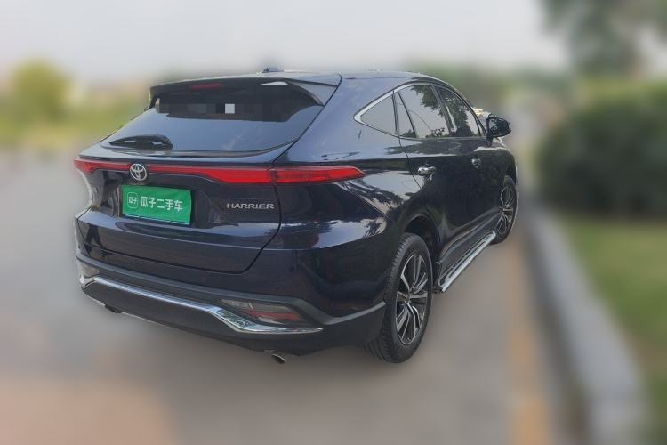 Used Toyota Harrier 2022 2.0L CVT Two-Wheel Drive Luxury Edition Rear Right 45 Deg