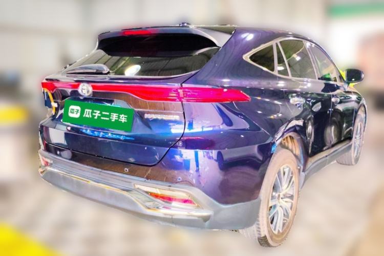 Used Toyota Harrier 2022 2.0L CVT Two-Wheel Drive Luxury Edition Rear Right 45 Deg