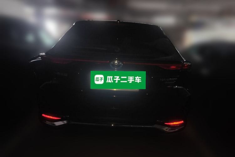 Used Toyota Harrier 2022 Dual-Engine 2.5L CVT Two-Wheel Drive Luxury Edition Rear