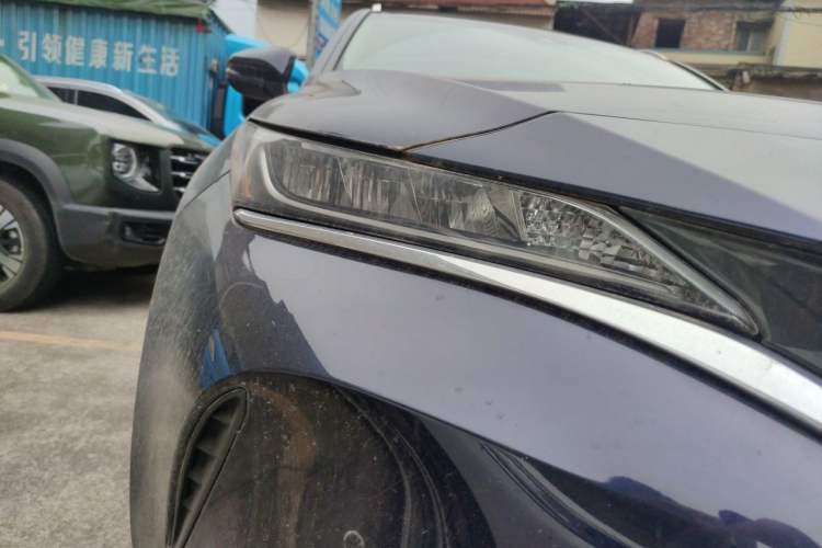 Used Toyota Harrier 2022 Dual-Engine 2.5L CVT Two-Wheel Drive Luxury Edition Right Front Headlight