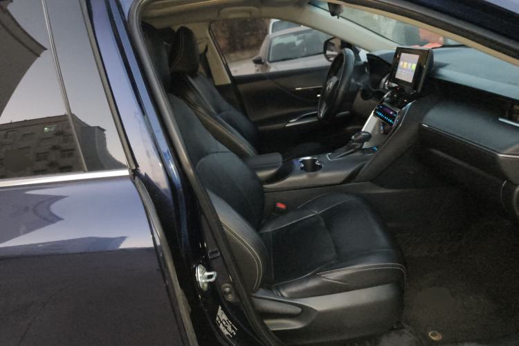 Used Toyota Harrier 2022 2.0L CVT Two-Wheel Drive Entry Version Right Front Seat