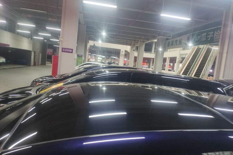 Used Toyota Harrier 2022 2.0L CVT Two-Wheel Drive Luxury Edition Roof