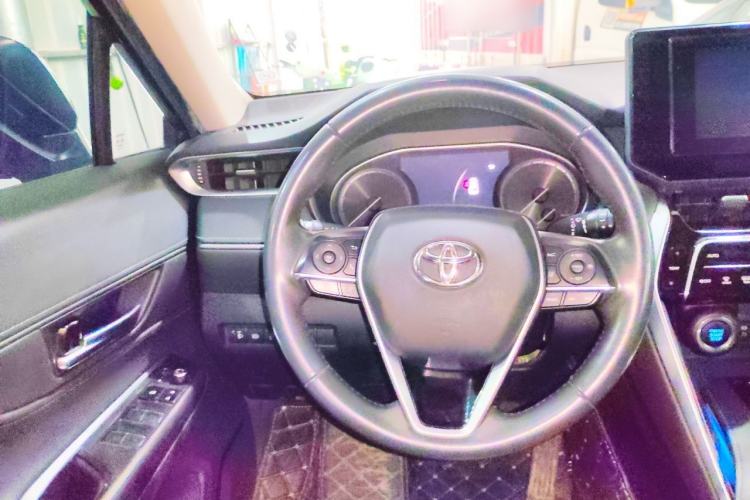 Used Toyota Harrier 2022 2.0L CVT Two-Wheel Drive Luxury Edition Steering Wheel