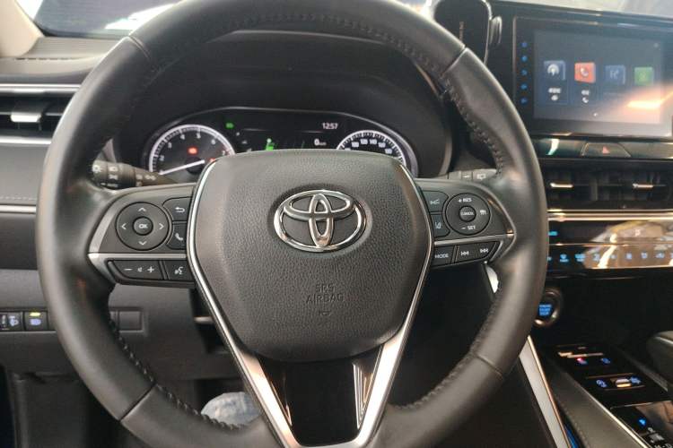 Used Toyota Harrier 2022 2.0L CVT Two-Wheel Drive Luxury Edition Steering Wheel