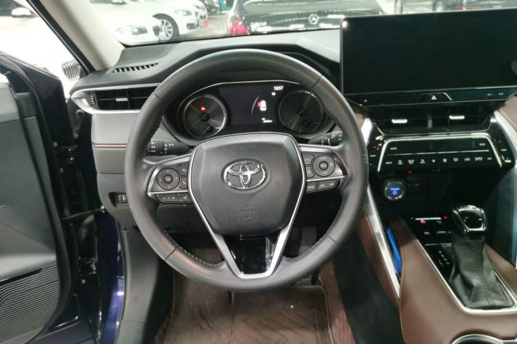 Used Toyota Harrier 2022 Dual-Engine 2.5L CVT Four-Wheel Drive Luxury Edition Steering Wheel