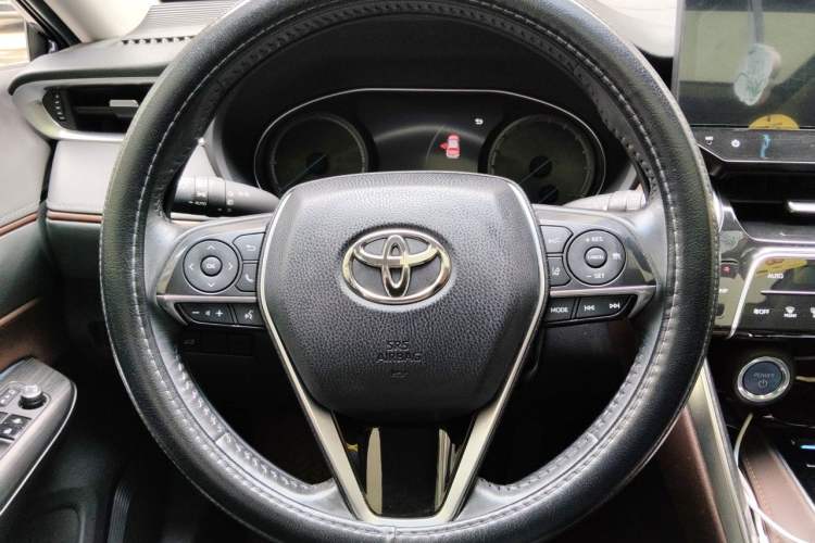 Used Toyota Harrier 2022 Dual-Engine 2.5L CVT Two-Wheel Drive Luxury Edition Steering Wheel