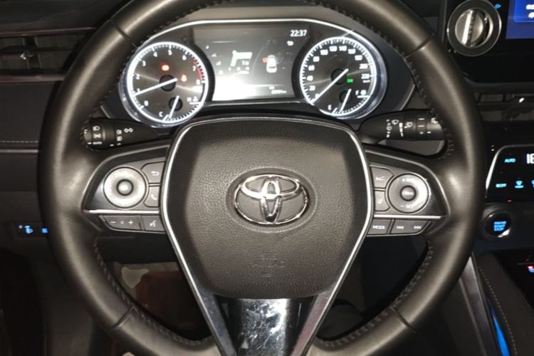 Used Toyota Harrier 2022 2.0L CVT Two-Wheel Drive Luxury Edition Steering Wheel