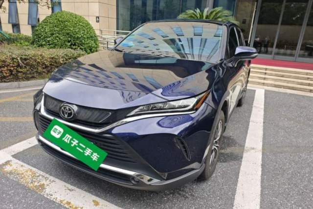 Used Toyota Harrier 2022 2.0L CVT Two-Wheel Drive Luxury Edition
