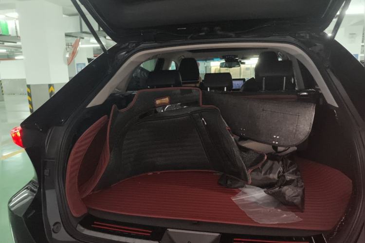 Used Toyota Harrier 2022 Dual-Engine 2.5L CVT Four-Wheel Drive Luxury Edition Trunk