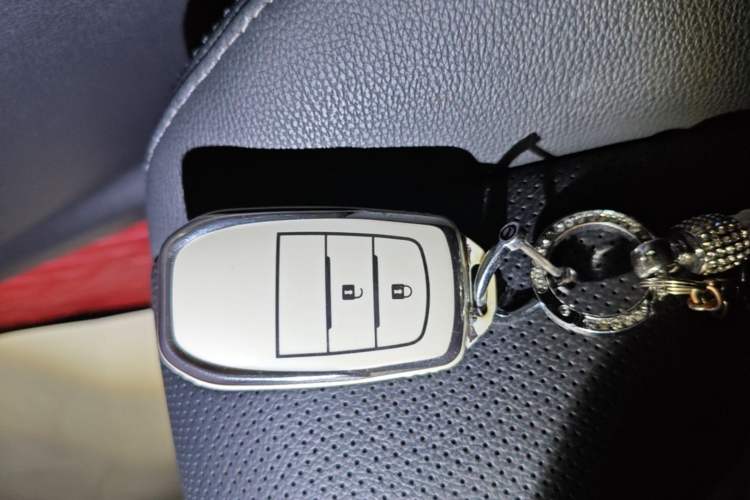 Used Toyota Harrier 2022 2.0L CVT Two-Wheel Drive Deluxe Edition Vehicle Key