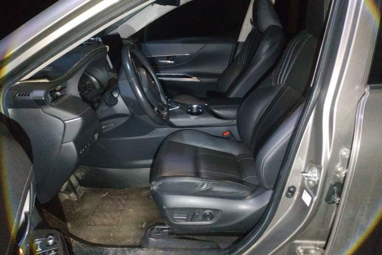 Used Toyota Harrier 2022 2.0L CVT Two-Wheel Drive Deluxe Edition Left Front Seat