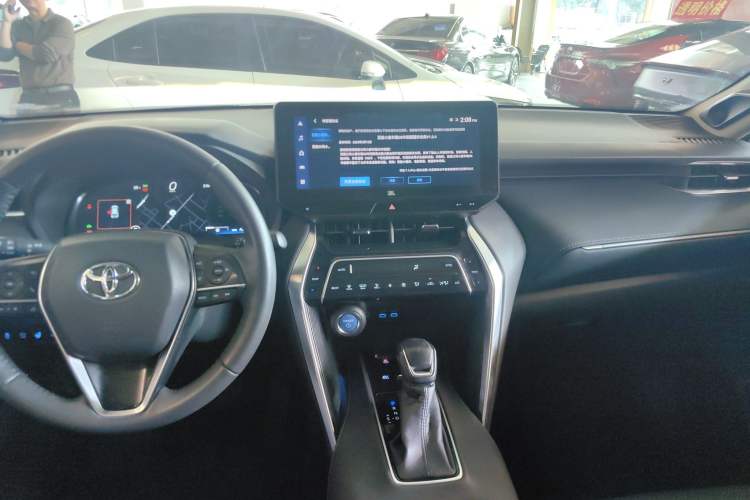 Used Toyota Harrier 2022 Dual-Engine 2.5L CVT Four-Wheel Drive Flagship Edition Audio And AC Panel